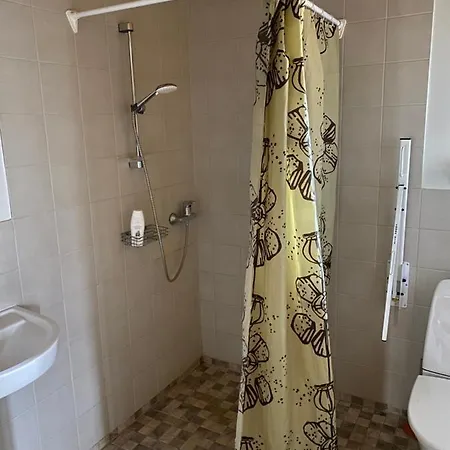 Kasteheina Kodu Guest House Voka Екстериор снимка
